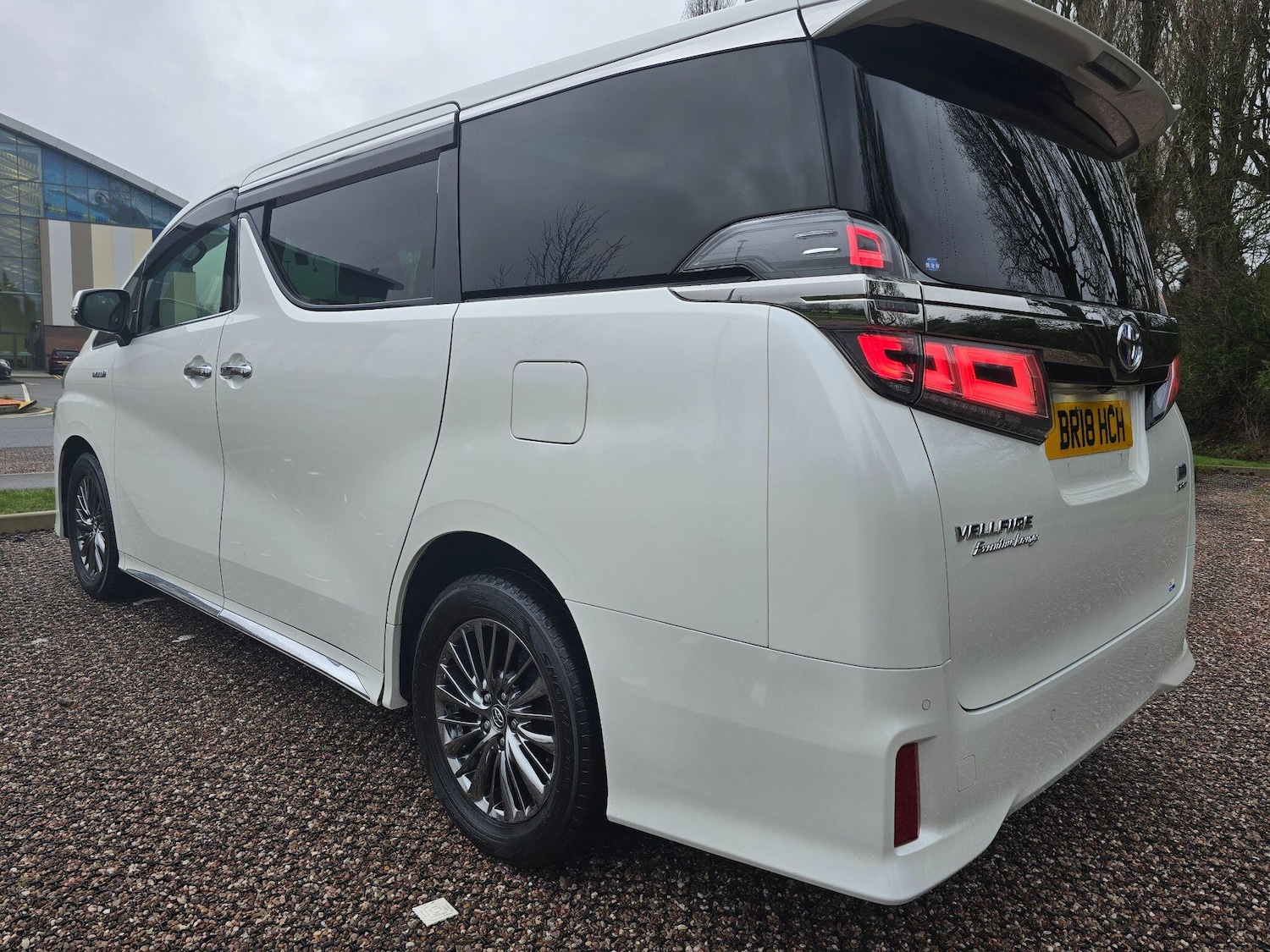 Used Toyota Vellfire 2026 for sale - 77537817: Photo 48