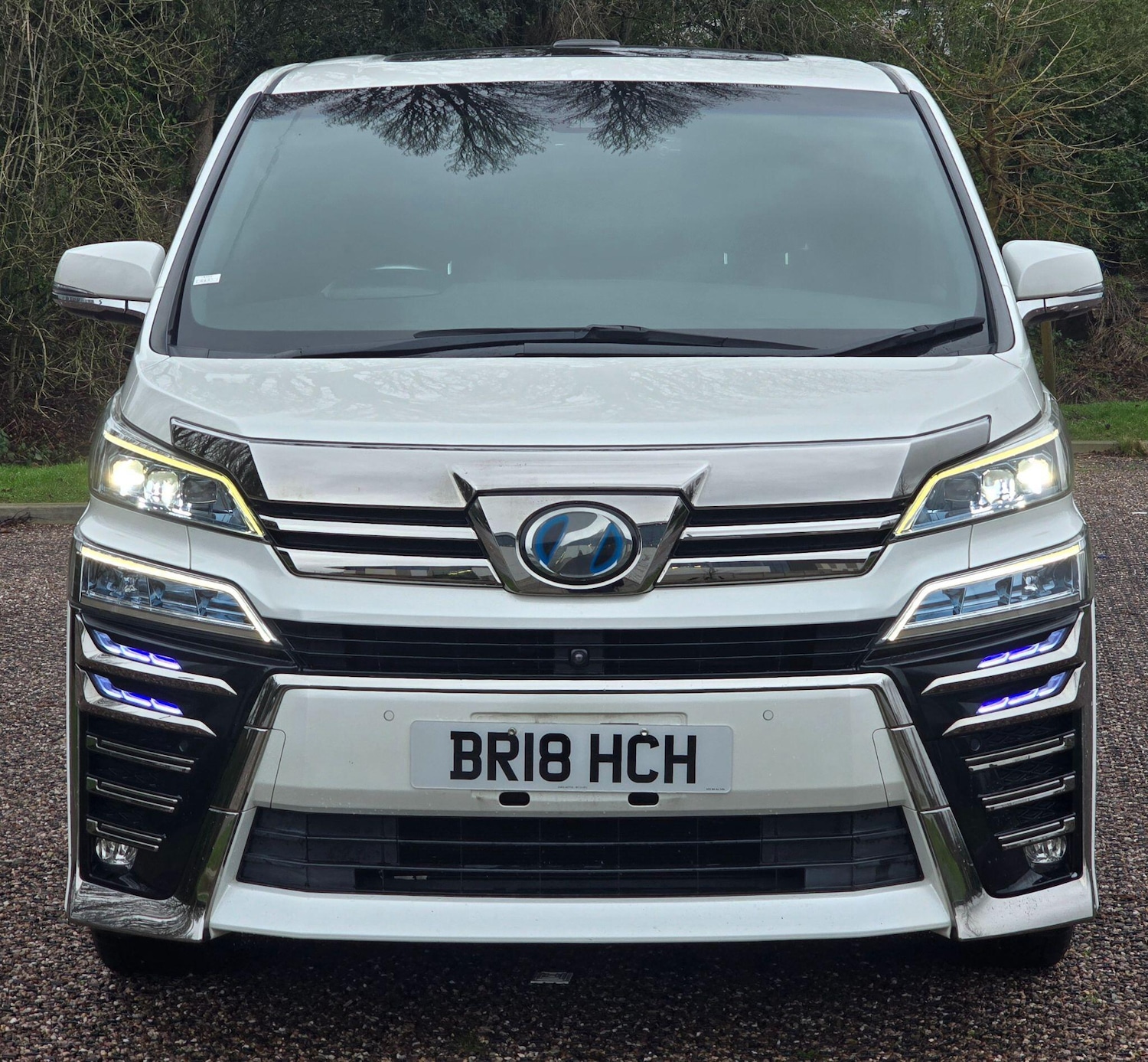 Used Toyota Vellfire 2026 for sale - 77537817: Photo 5