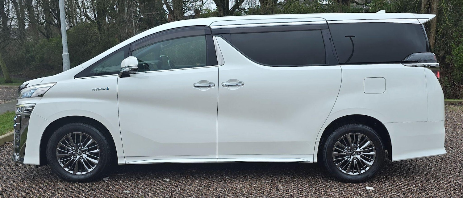 Used Toyota Vellfire 2026 for sale - 77537817: Photo 9
