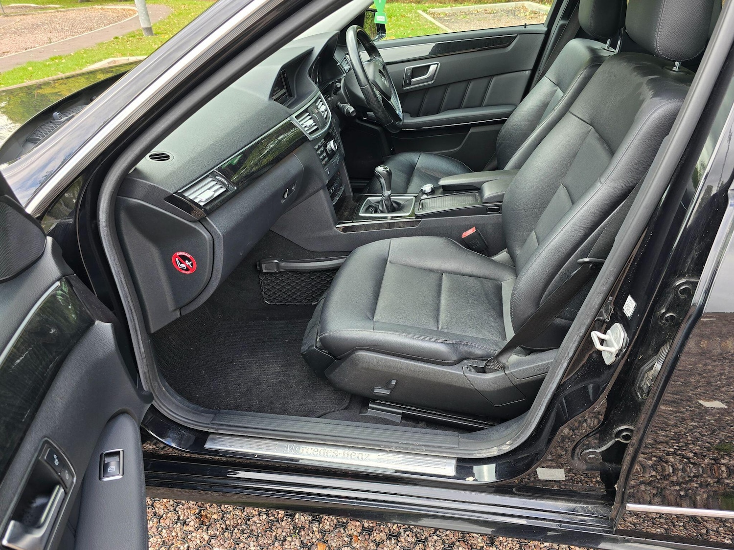 Used Mercedes-Benz E-Class 2013 for sale - 76059780: Photo 25