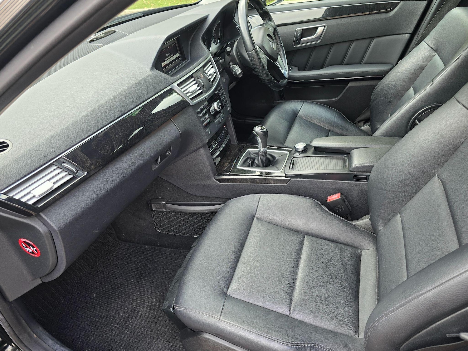 Used Mercedes-Benz E-Class 2013 for sale - 76059780: Photo 26