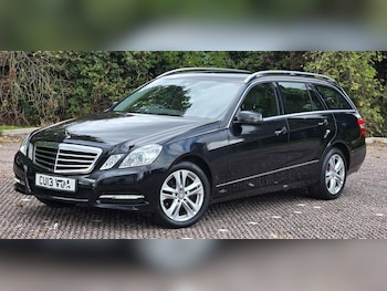 Used Mercedes-Benz E-Class 2013 for sale - 76059780: Photo