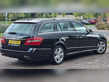 Used Mercedes-Benz E-Class 2013 for sale - 76059780: Photo