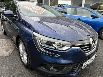 Used Renault Megane 2018 for sale - 78685493: Photo