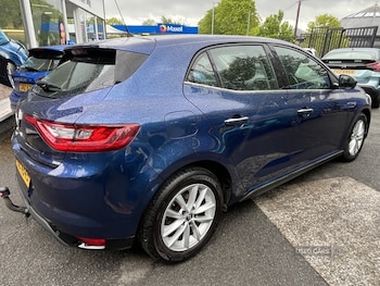 Used Renault Megane 2018 for sale - 78685493: Photo