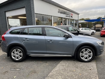 Used Volvo V60 2018 for sale - 76228375: Photo 2