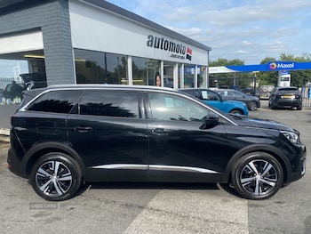 Used Peugeot 5008 2018 for sale - 79182130: Photo