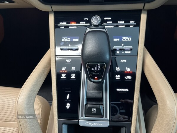 Used Porsche Cayenne 2023 for sale - 76787256: Photo 40