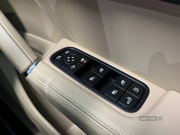 Used Porsche Cayenne 2023 for sale - 76787256: Photo 47