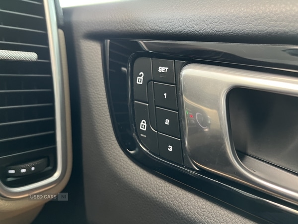 Used Porsche Cayenne 2023 for sale - 76787256: Photo 48