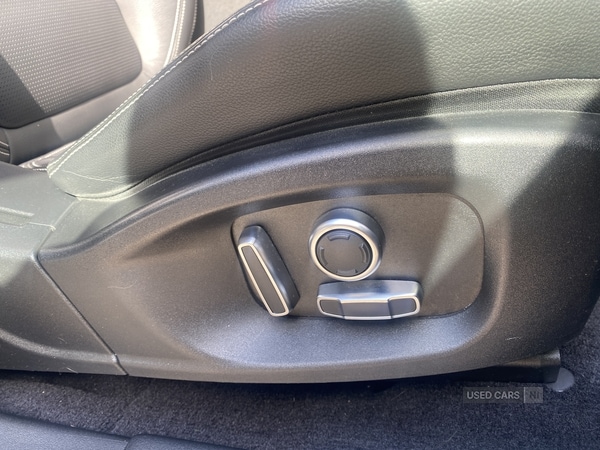 Used Jaguar E-Pace 2021 for sale - 76634698: Photo 17