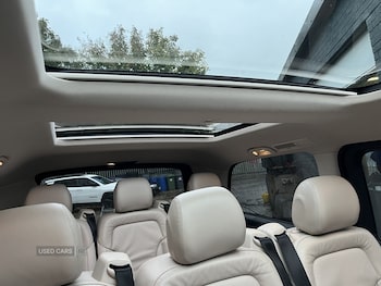 Used Mercedes-Benz V-Class 2019 for sale - 76216265: Photo 4