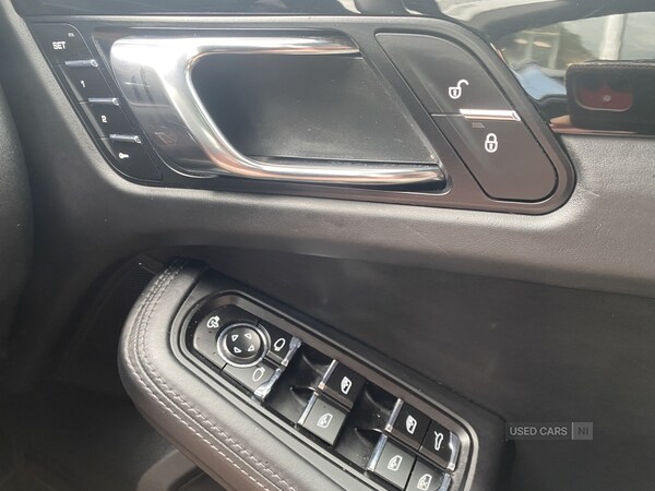 Used Porsche Macan 2015 for sale - 74396231: Photo 18