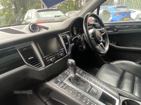 Used Porsche Macan 2015 for sale - 74396231: Photo 24