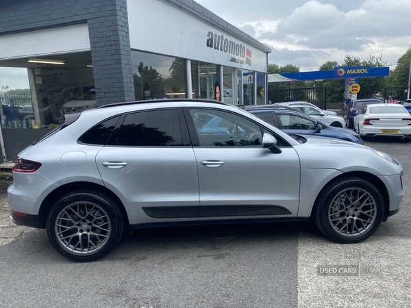 Used Porsche Macan 2015 for sale - 74396231: Photo 2