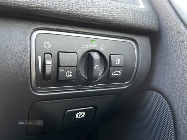 Used Volvo XC60 2015 for sale - 75900869: Photo 24