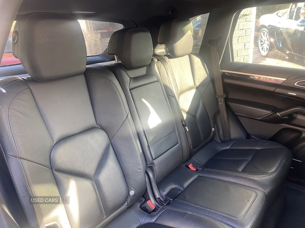 Used Porsche Cayenne 2012 for sale - 76634710: Photo 10