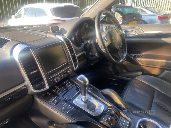 Used Porsche Cayenne 2012 for sale - 76634710: Photo 15