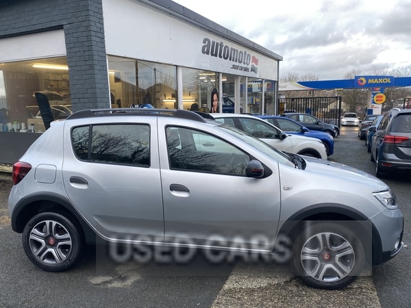 Used Dacia Sandero Stepway 2019 for sale - 77634262: Photo 2