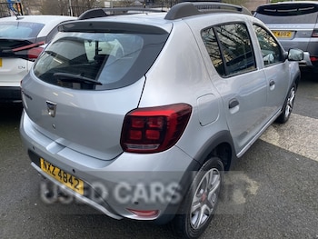 Used Dacia Sandero Stepway 2019 for sale - 77634262: Photo