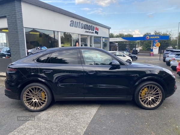 Used Porsche Cayenne 2023 for sale - 76061102: Photo 2