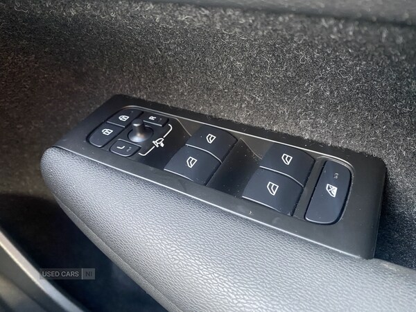 Used Volvo XC40 2021 for sale - 76634380: Photo 16