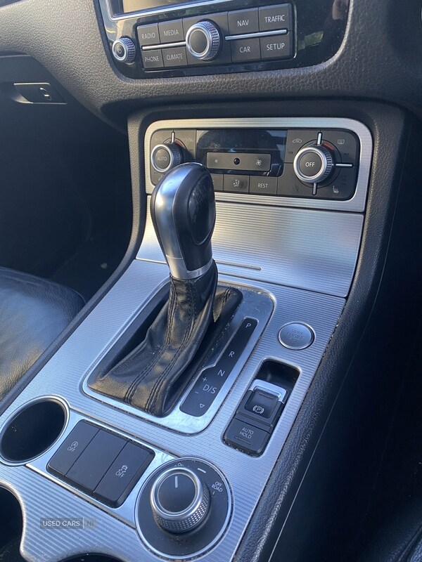 Used Volkswagen Touareg 2016 for sale - 76825655: Photo 19