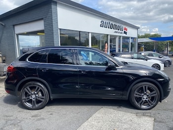 Used Porsche Cayenne 2012 for sale - 79485279: Photo