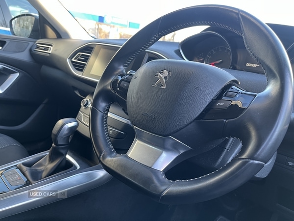 Used Peugeot 308 2016 for sale - 76965877: Photo 9