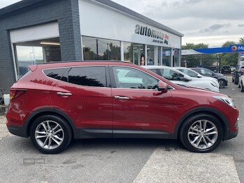 Used Hyundai Santa Fe 2015 for sale - 79117213: Photo
