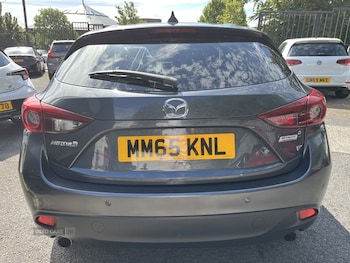 Used Mazda Mazda3 2015 for sale - 79510004: Photo