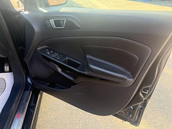 Used Ford Ecosport 2018 for sale - 76158749: Photo 40