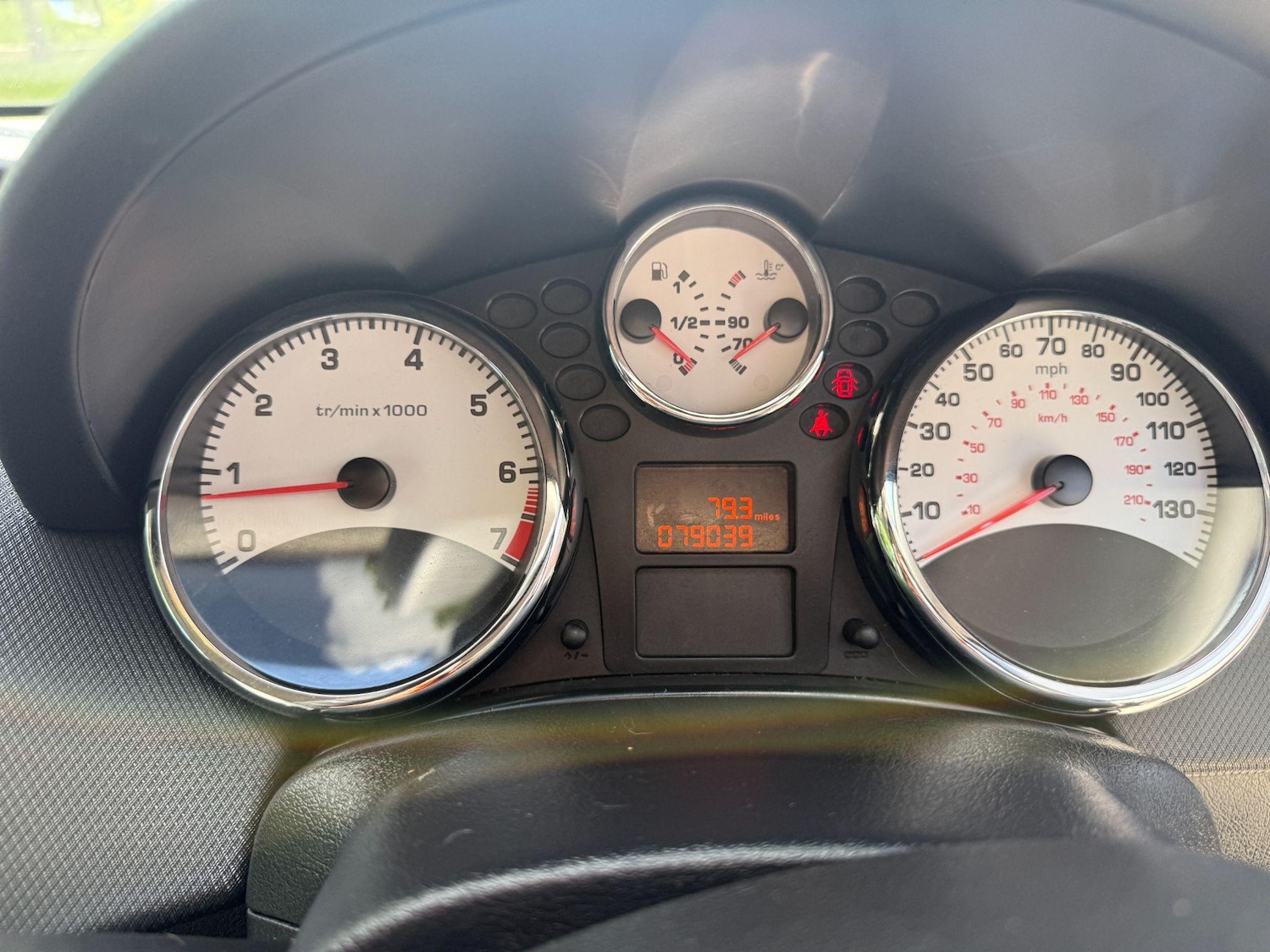 Used Peugeot 207 2010 for sale - 76377935: Photo 21