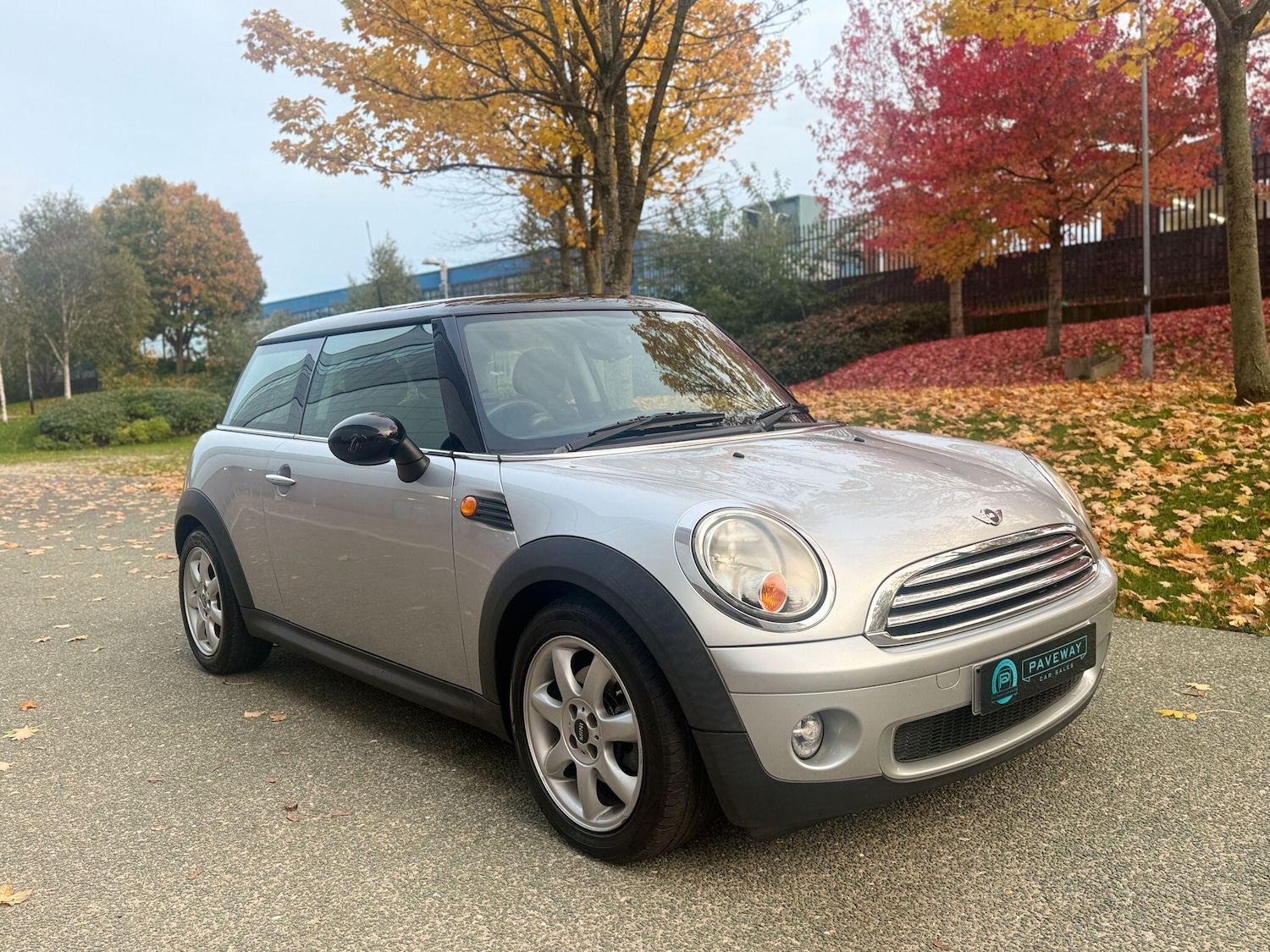 Used MINI Hatch 2009 for sale - 76370376: Photo 1
