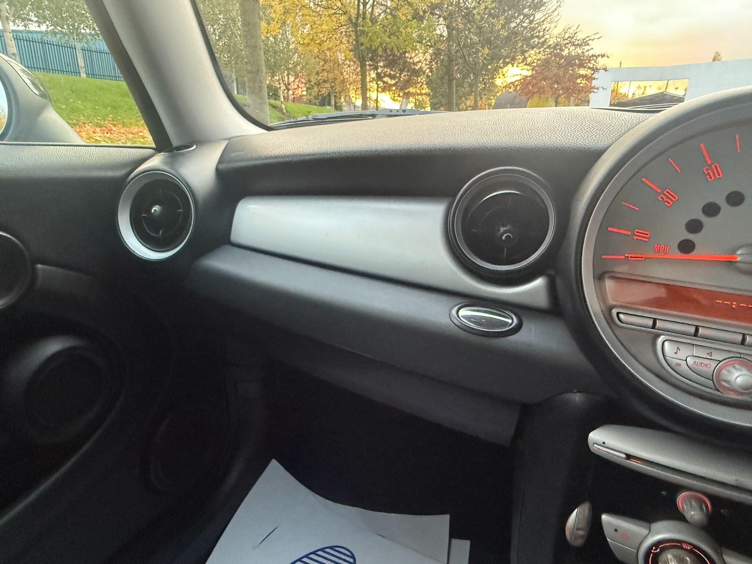 Used MINI Hatch 2009 for sale - 76370376: Photo 21