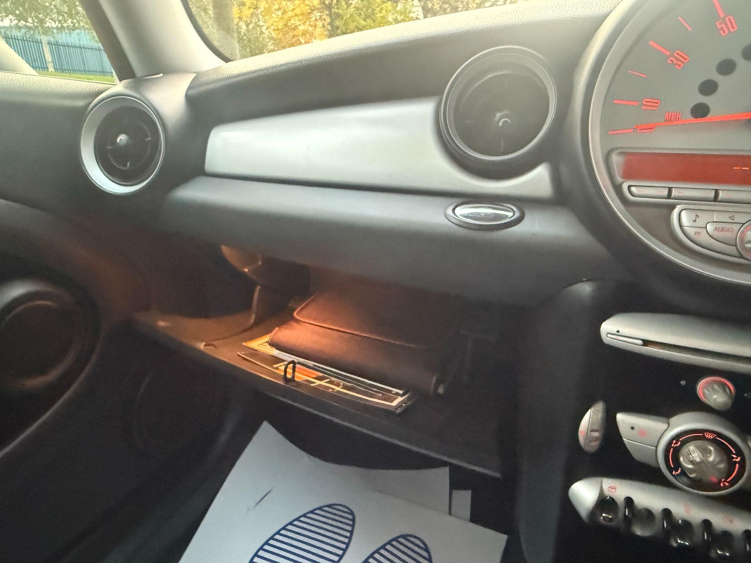 Used MINI Hatch 2009 for sale - 76370376: Photo 22