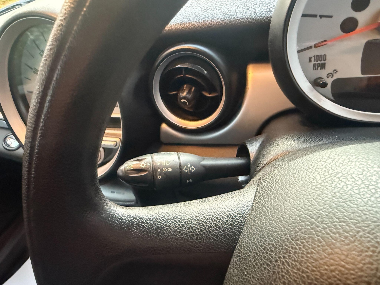 Used MINI Hatch 2009 for sale - 76370376: Photo 26