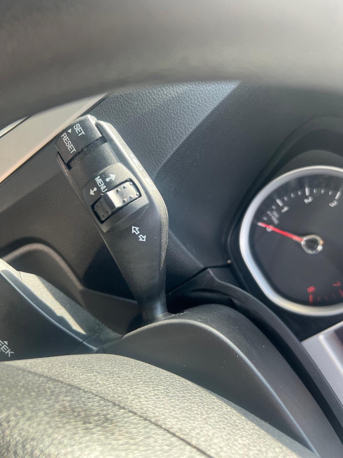 Used Ford Focus 2010 for sale - 76378002: Photo 33