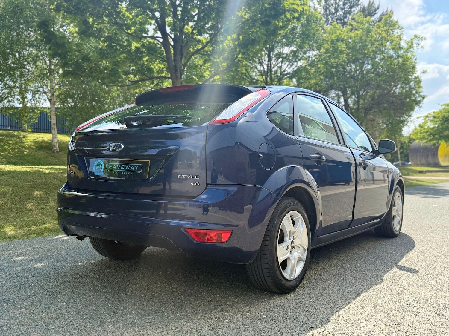 Used Ford Focus 2010 for sale - 76378002: Photo 9