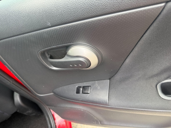 Used Nissan Note 2011 for sale - 75224682: Photo 33