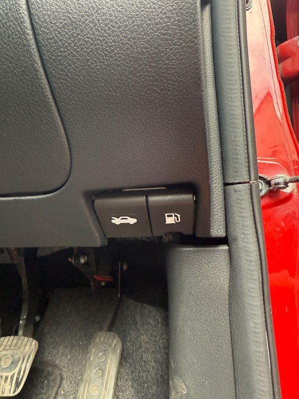 Used Nissan Note 2011 for sale - 75224682: Photo 37