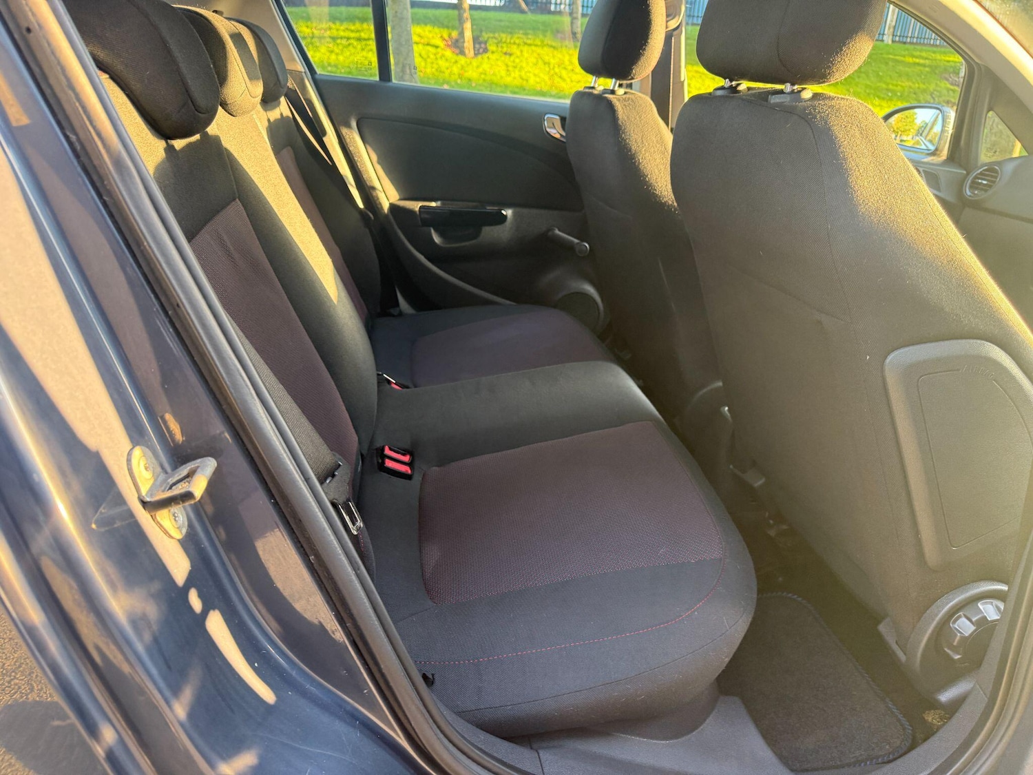 Used Vauxhall Corsa 2007 for sale - 76377598: Photo 19