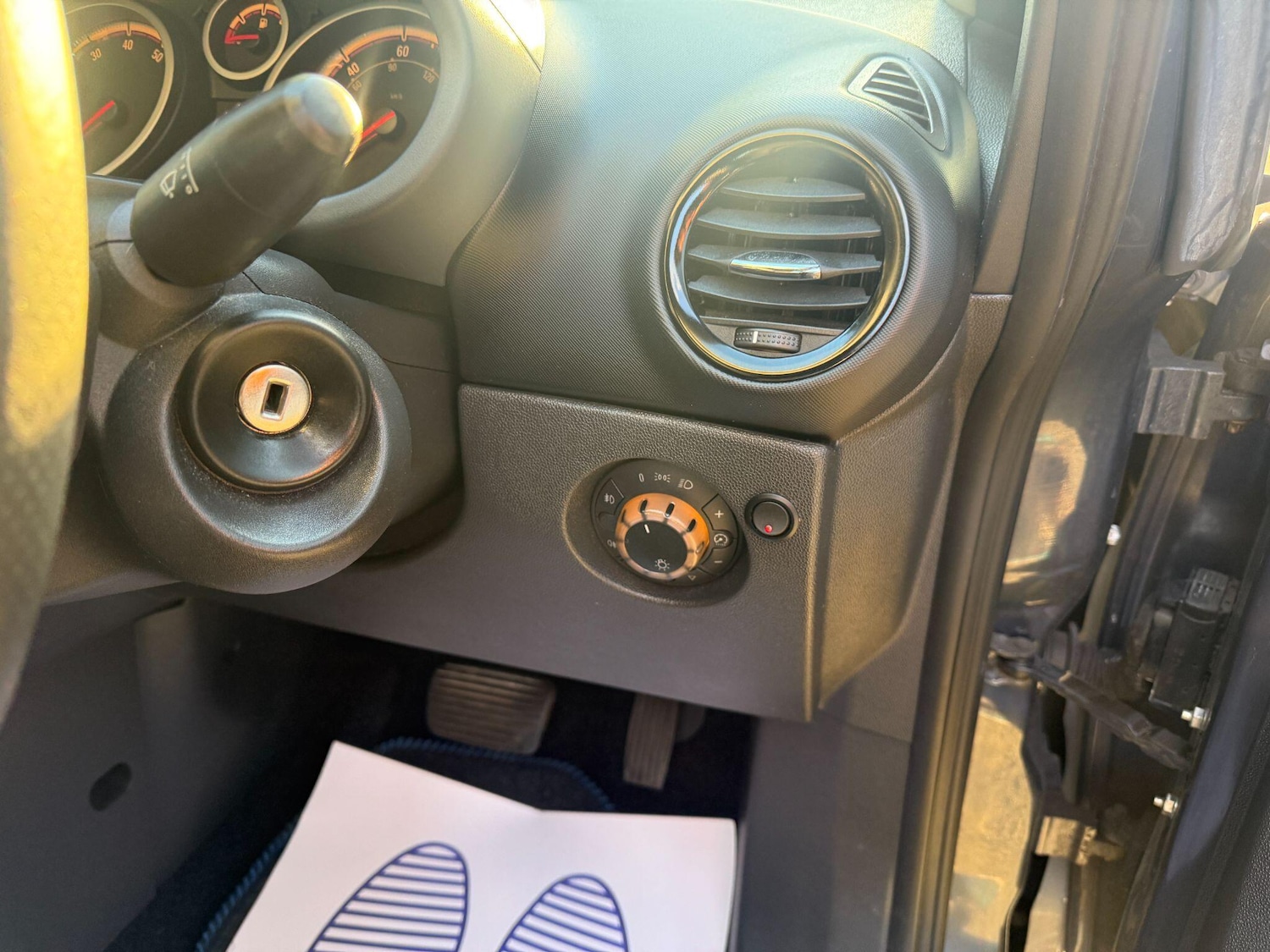 Used Vauxhall Corsa 2007 for sale - 76377598: Photo 21