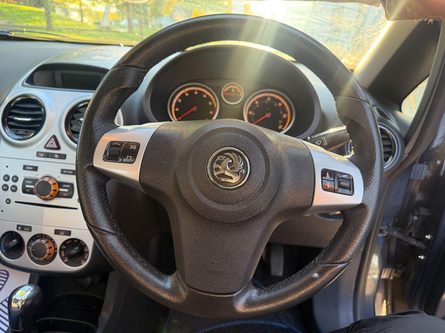 Used Vauxhall Corsa 2007 for sale - 76377598: Photo 40