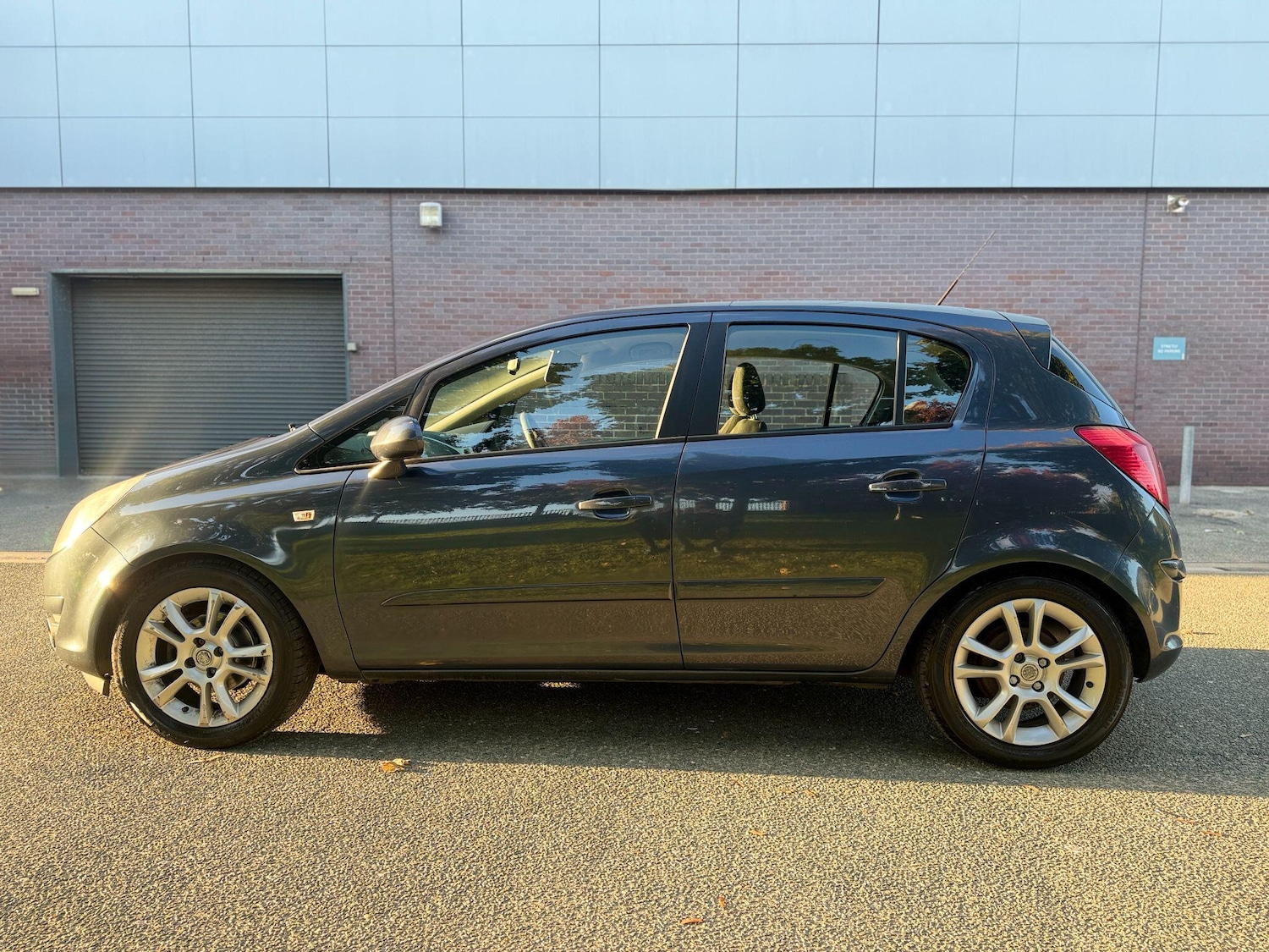 Used Vauxhall Corsa 2007 for sale - 76377598: Photo 6