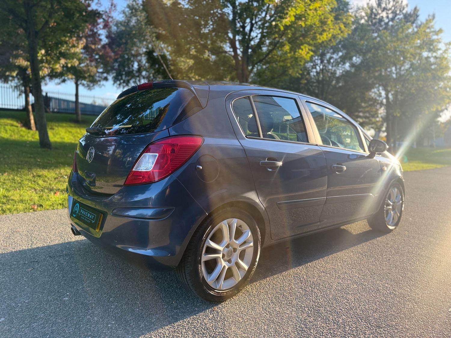 Used Vauxhall Corsa 2007 for sale - 76377598: Photo 9