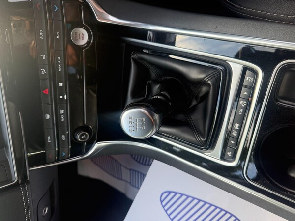 Used Jaguar XE 2015 for sale - 76306728: Photo 23