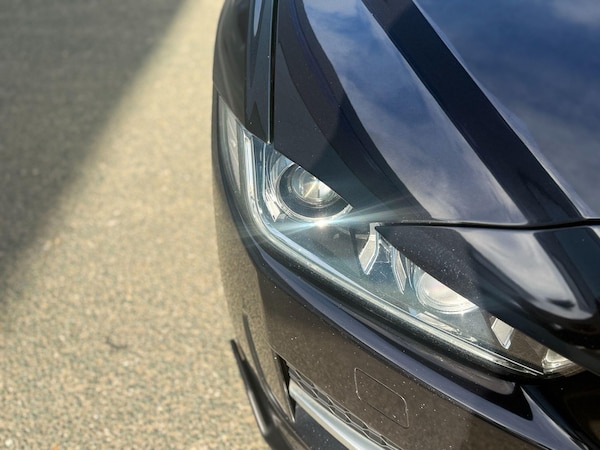 Used Jaguar XE 2015 for sale - 76306728: Photo 62