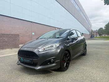 Used Ford Fiesta 2016 for sale - 76013602: Photo