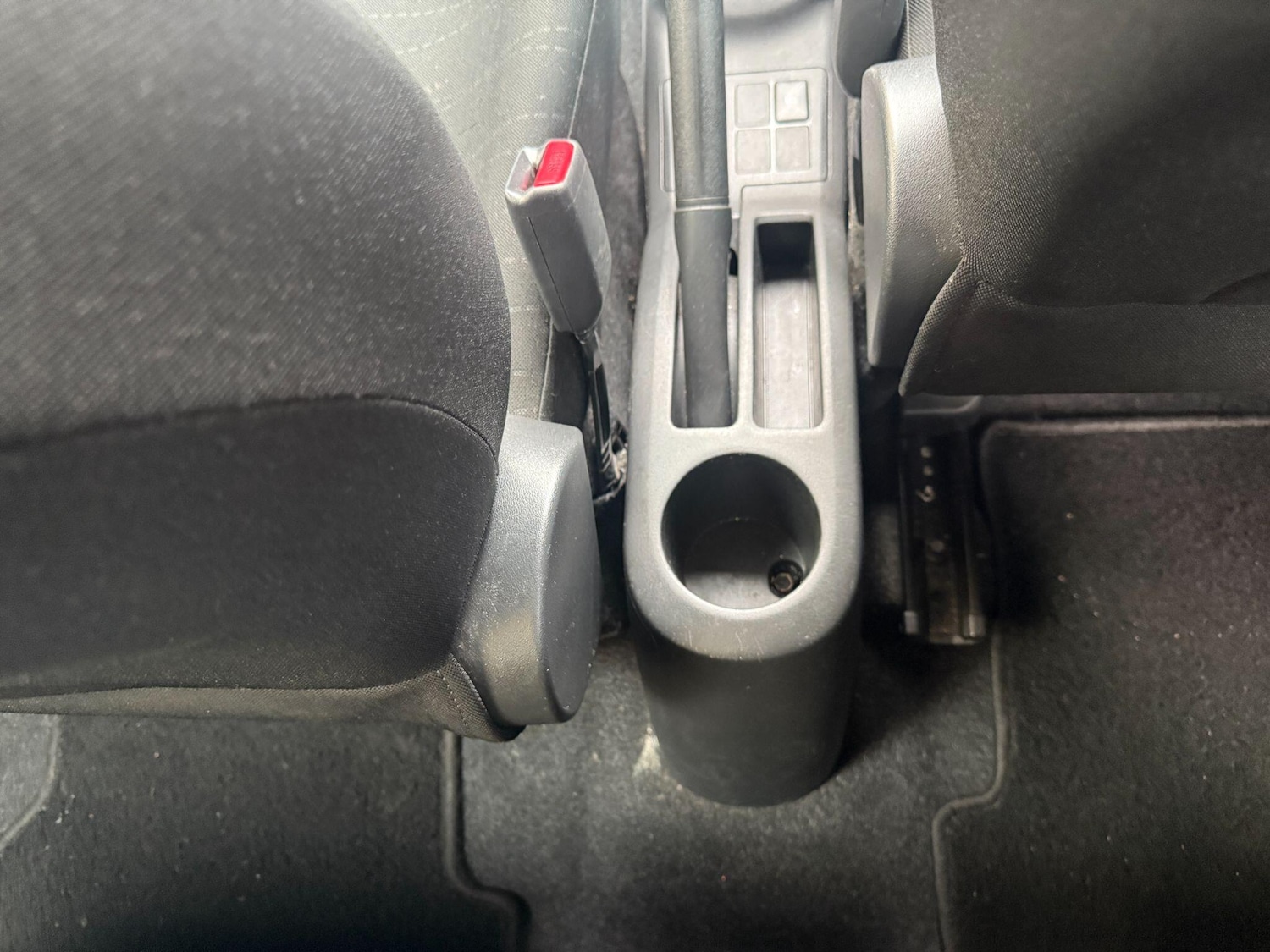 Used Toyota Yaris 2008 for sale - 76377753: Photo 12